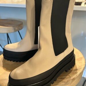 Paloma Barcelo Black and Cream Winter Boots